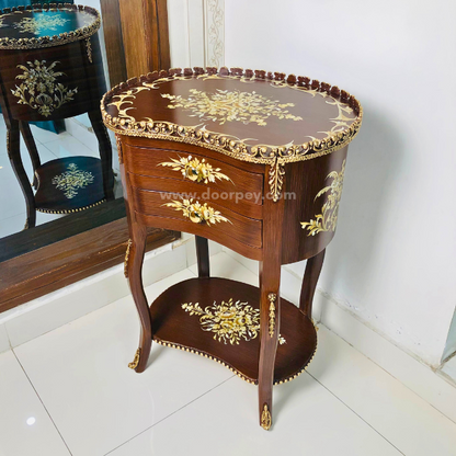 Grand Victorian Wooden Table